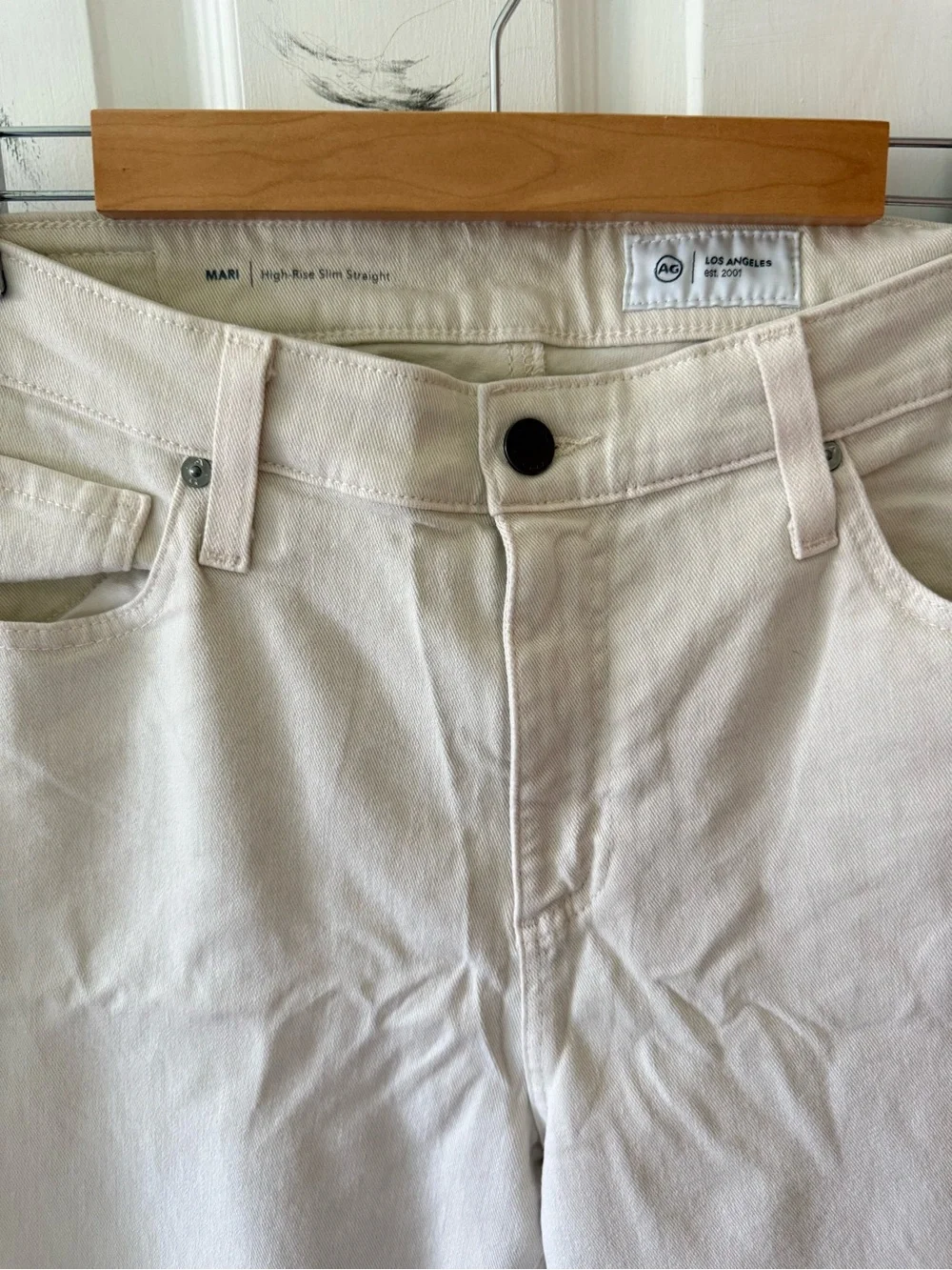 AG Cream Straight Jeans size 32R